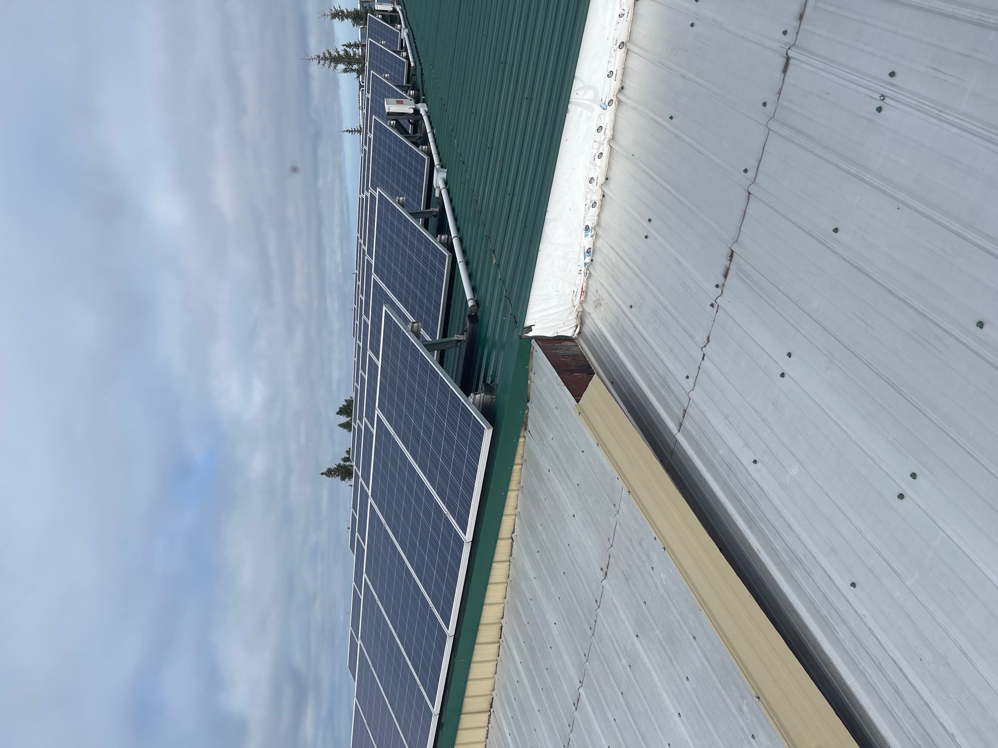Commercial rooftop solar array installed by Soul-R in the Algoma region